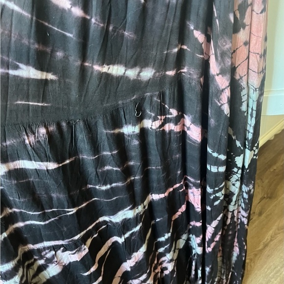 NWT Raviya Black and White Off-Shoulder Maxi Sundress - Picture 9 of 13